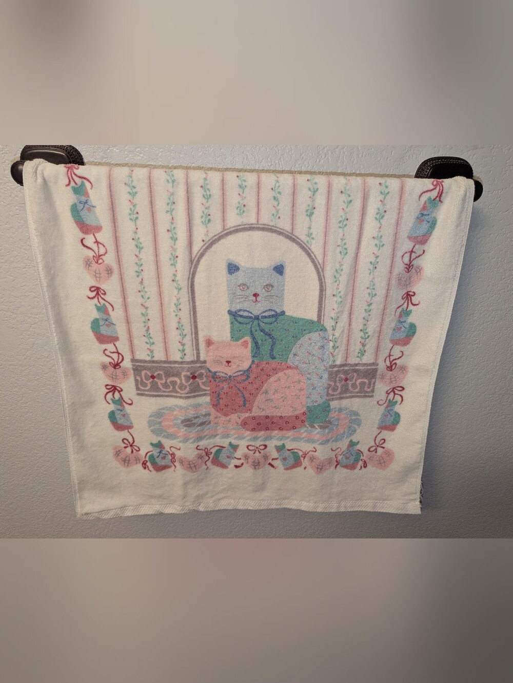 Vintage 80s Fieldcrest St. Marys Country Cat Towels - 2 Towels